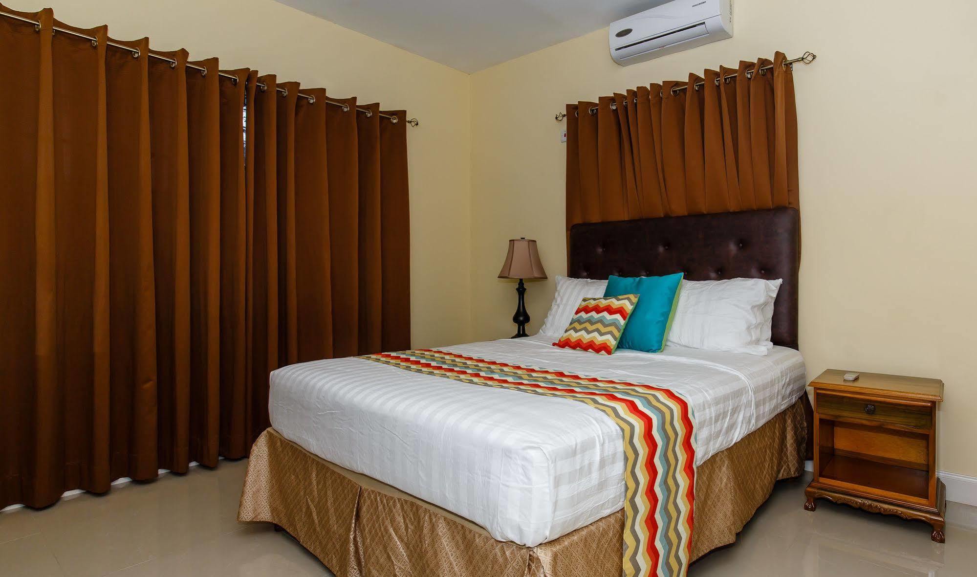 Jasmine Hotel Kingston