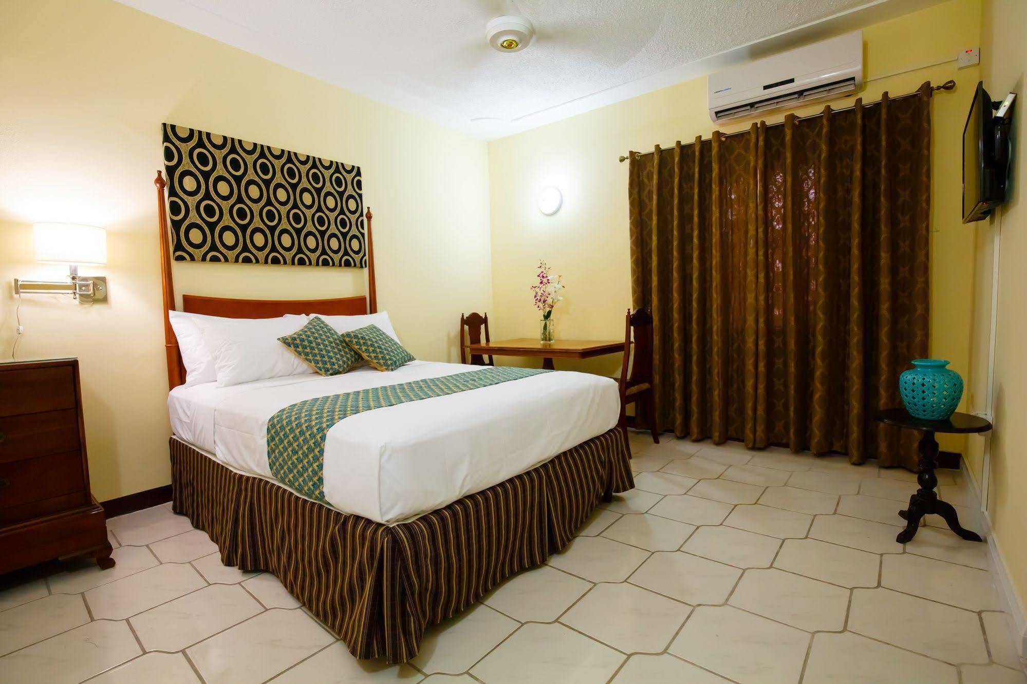 Hotel Jasmine 2*