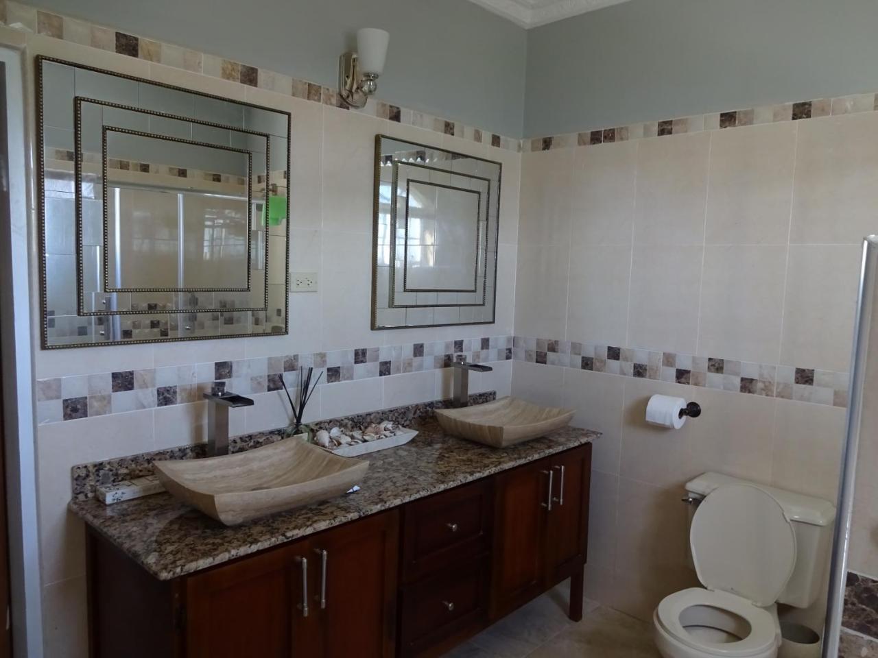 Villa Marvettes Hideaway Whitehouse
