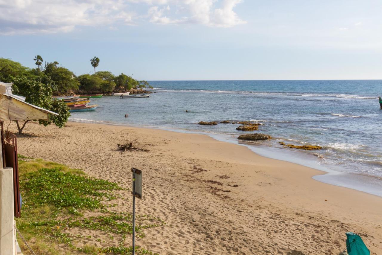 Pensión Golden Sands Treasure Beach