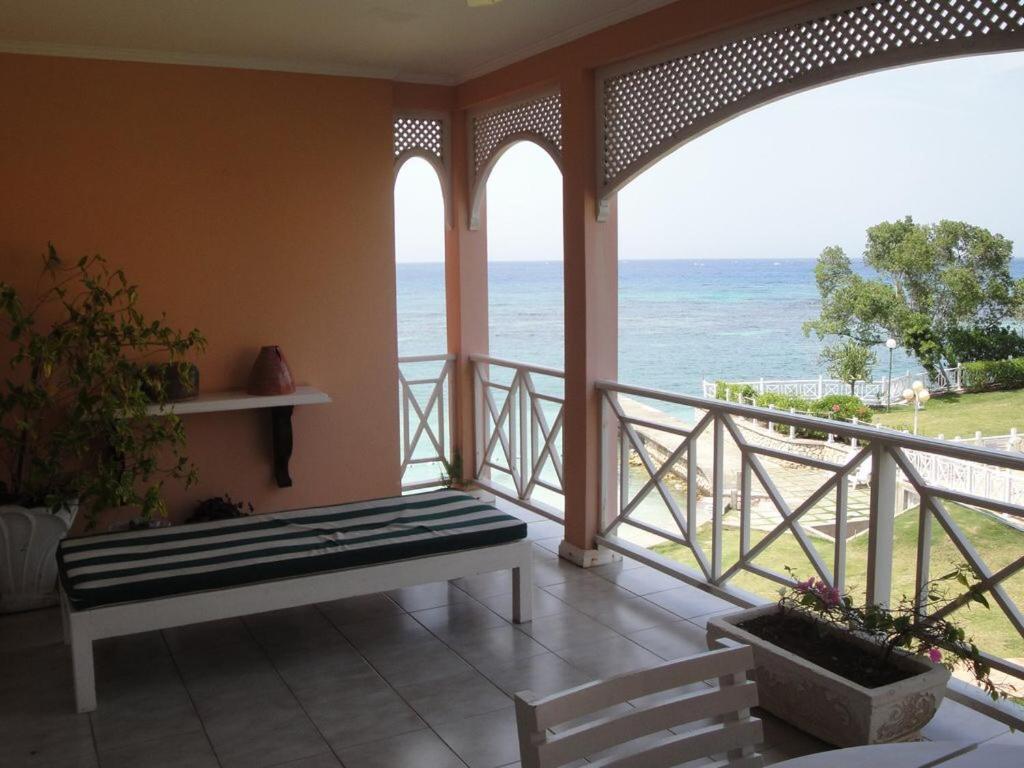 Apartment Santa Mariaocho Rios Jamaica Ocho Rios