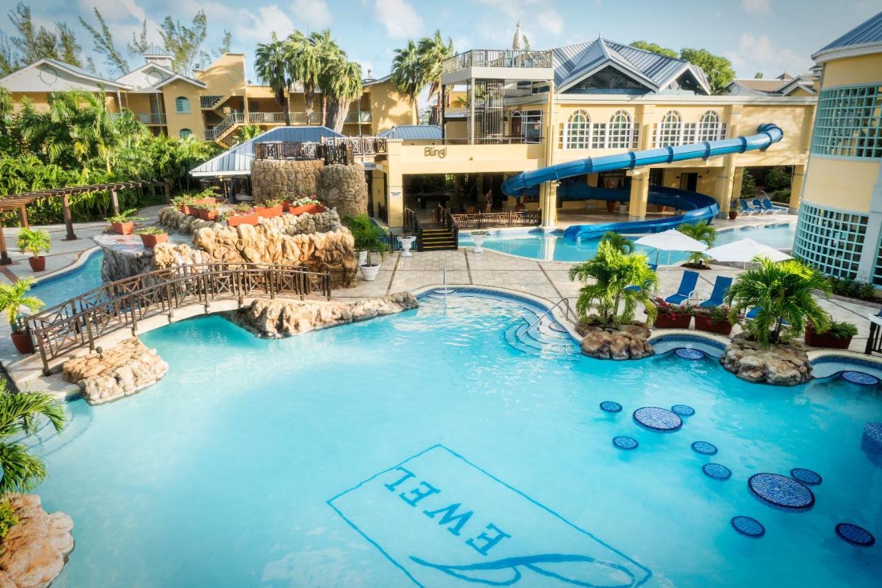 Jewel Paradise Cove Adult & Resort Runaway Bay