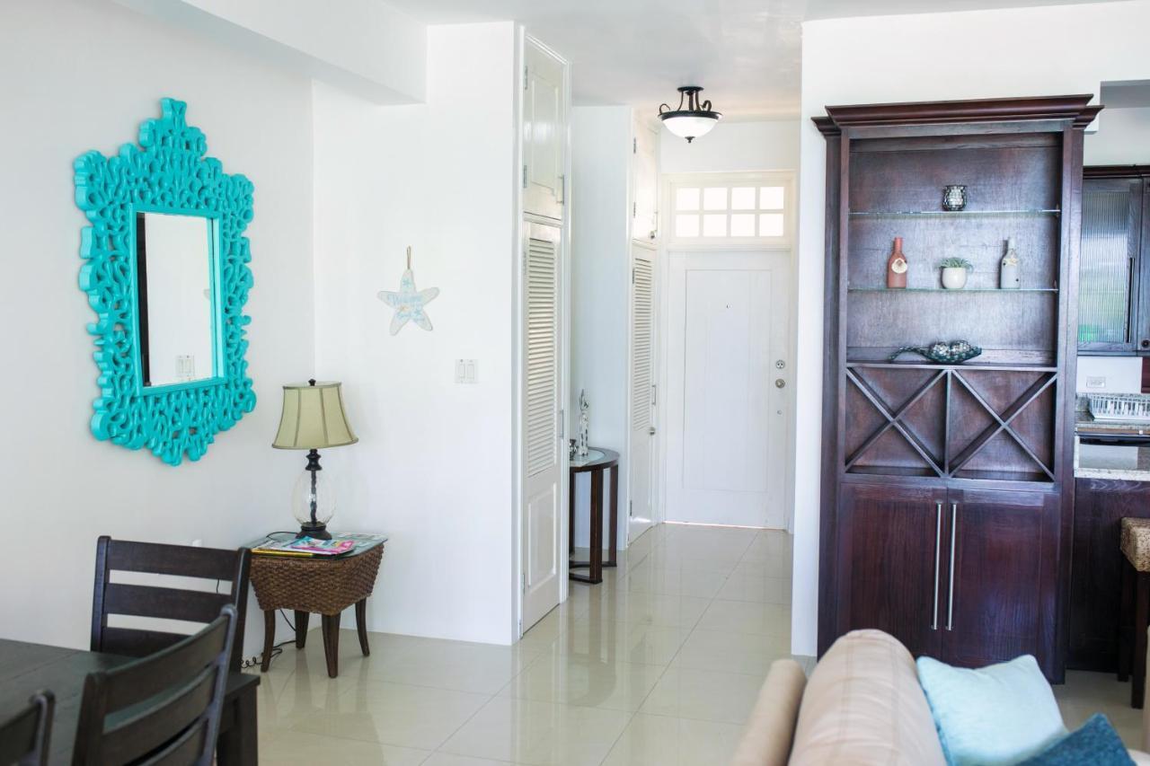 Whispering Seas - 2 Bedroom Luxury Ocean Front Apartahotel *