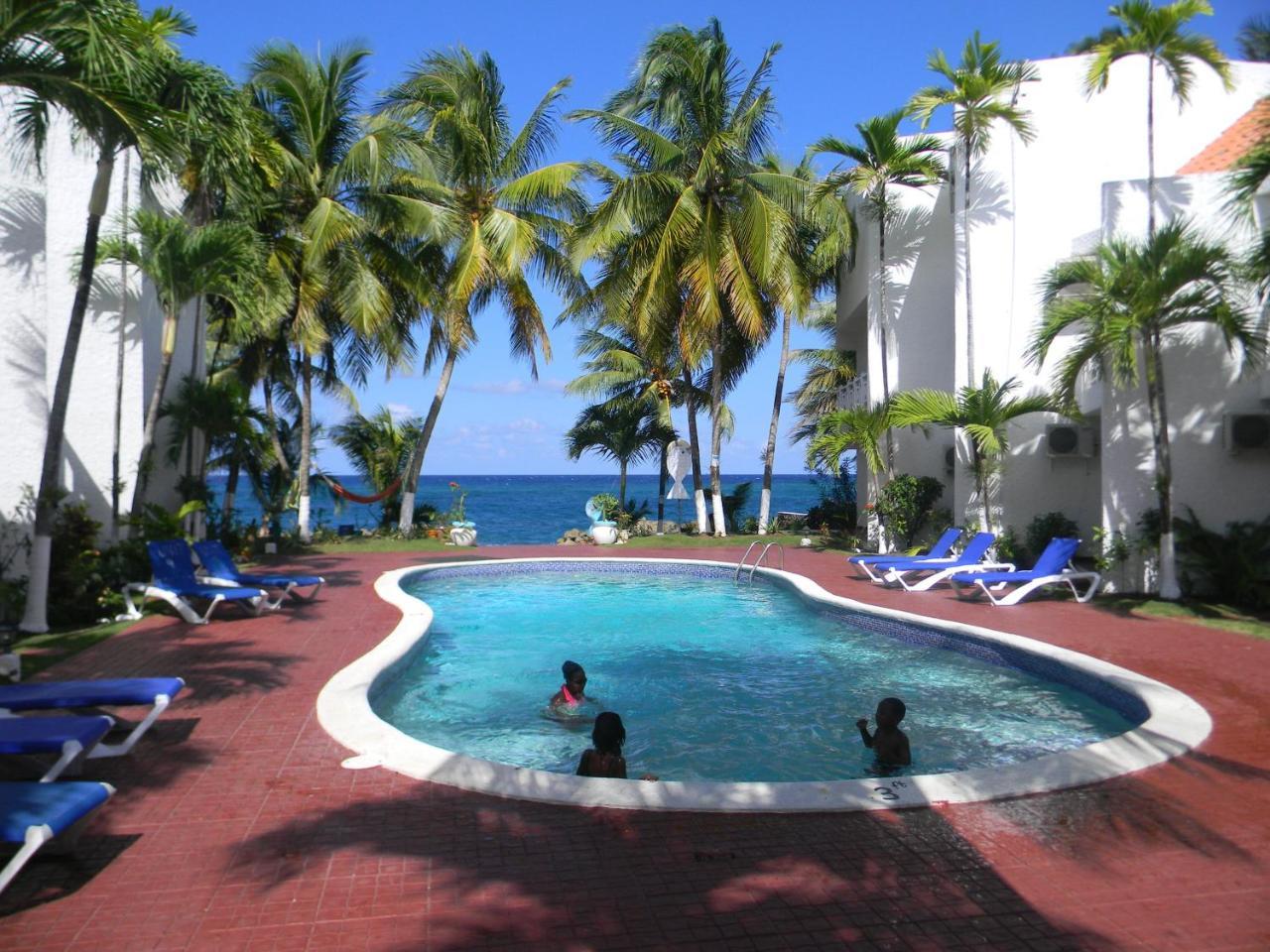 Chrisanns Beach Serene Apartment Ocho Rios