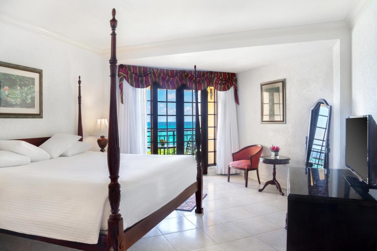 Resort Jewel Dunn's River Adult &