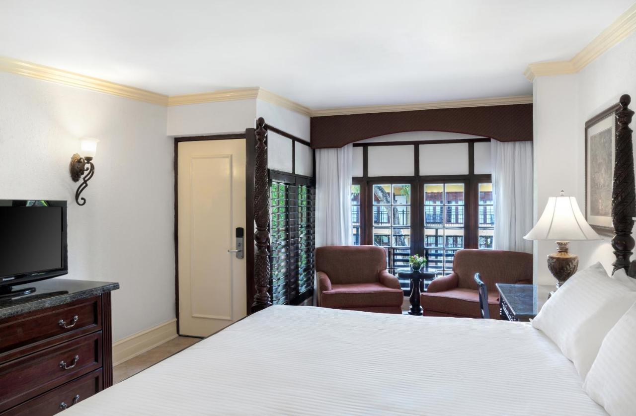 Resort Jewel Dunn's River Adult &