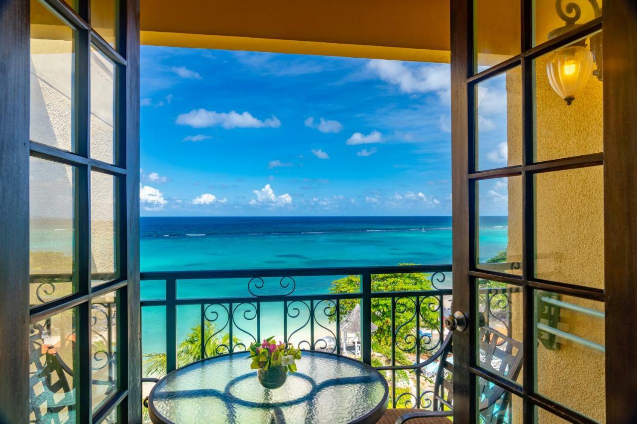 Resort Jewel Dunn's River Adult &