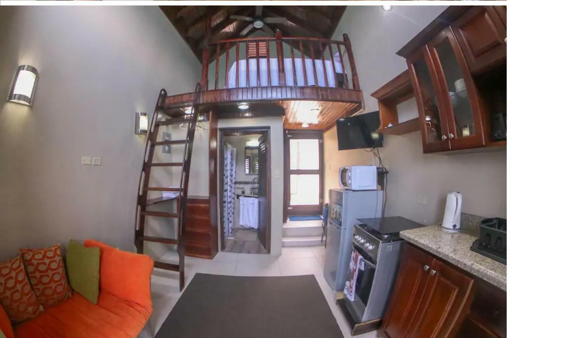 Shipwatcher W/mezzanine Ocho Rios