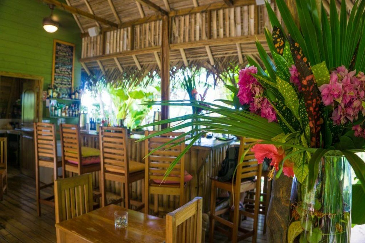 The Royal Hummingbird 3*