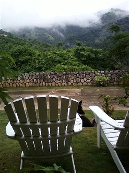 Neita's Nest Bed and breakfast