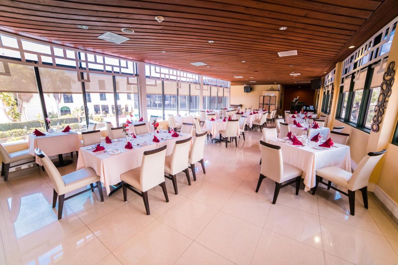 The Knutsford Court 3* Kingston