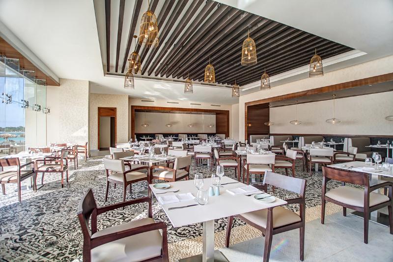 Resort Royalton Negril, An Autograph Collection