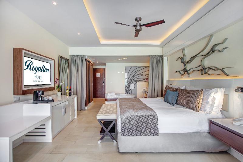 Royalton Negril, An Autograph Collection Resort 5*