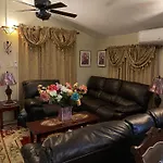 Cheerful Two-Bedroom 1Bath, Wifi, Air Conditioning.