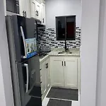 K&S Seaview Luxury Apartment