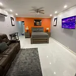 K&S Seaview Luxury Apartment