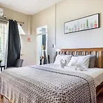 Tower Isles Condo With Sea Views