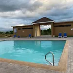 Harbour Oasis Retreat - Charming 2 Bedroom House