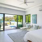 Happy Hour Villa Luxury Beachfront Retreat