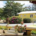 Port Of Call Hotel