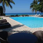 Family Complex Beside Beach W/Pool Montego Bay #2