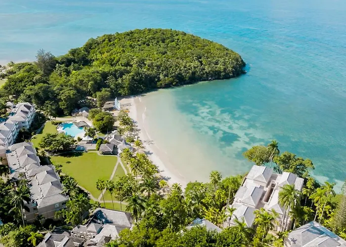 Couples Sans Souci (Adults Only)