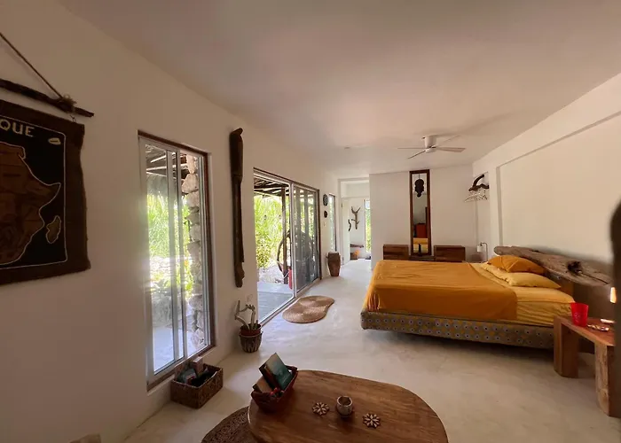 Beautiful Tropical Eco Cabin With Private River