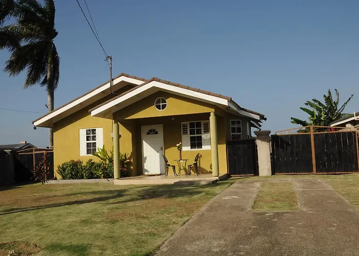 Ocho Rios - Drax Hall Country Club 2-Bed Luxury Villa