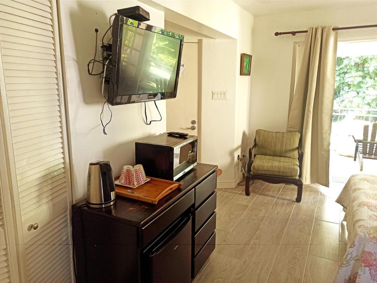 Mystic Ridge Apt 10e * Ocho Ríos