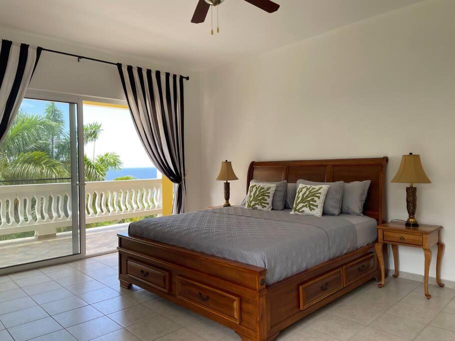 Spring Garden Mobay Luxurious Apartment Montego Bay