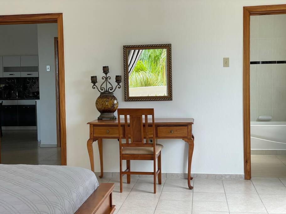Apartment Spring Garden Mobay Luxurious *