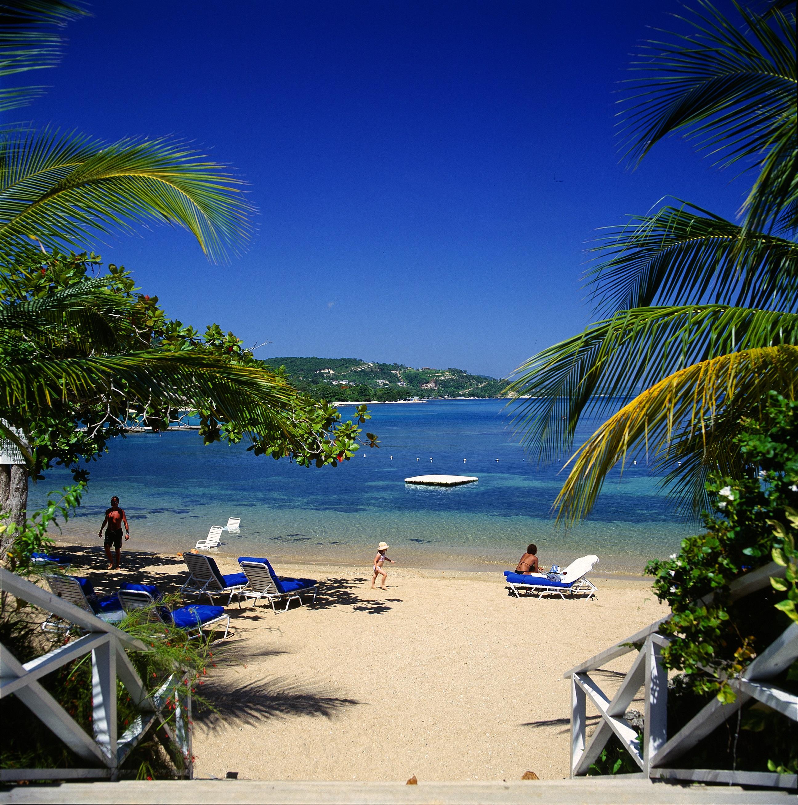Round Hill & Montego Bay