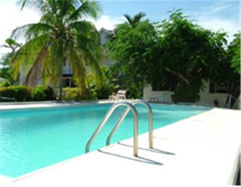 Resort Sunflower &