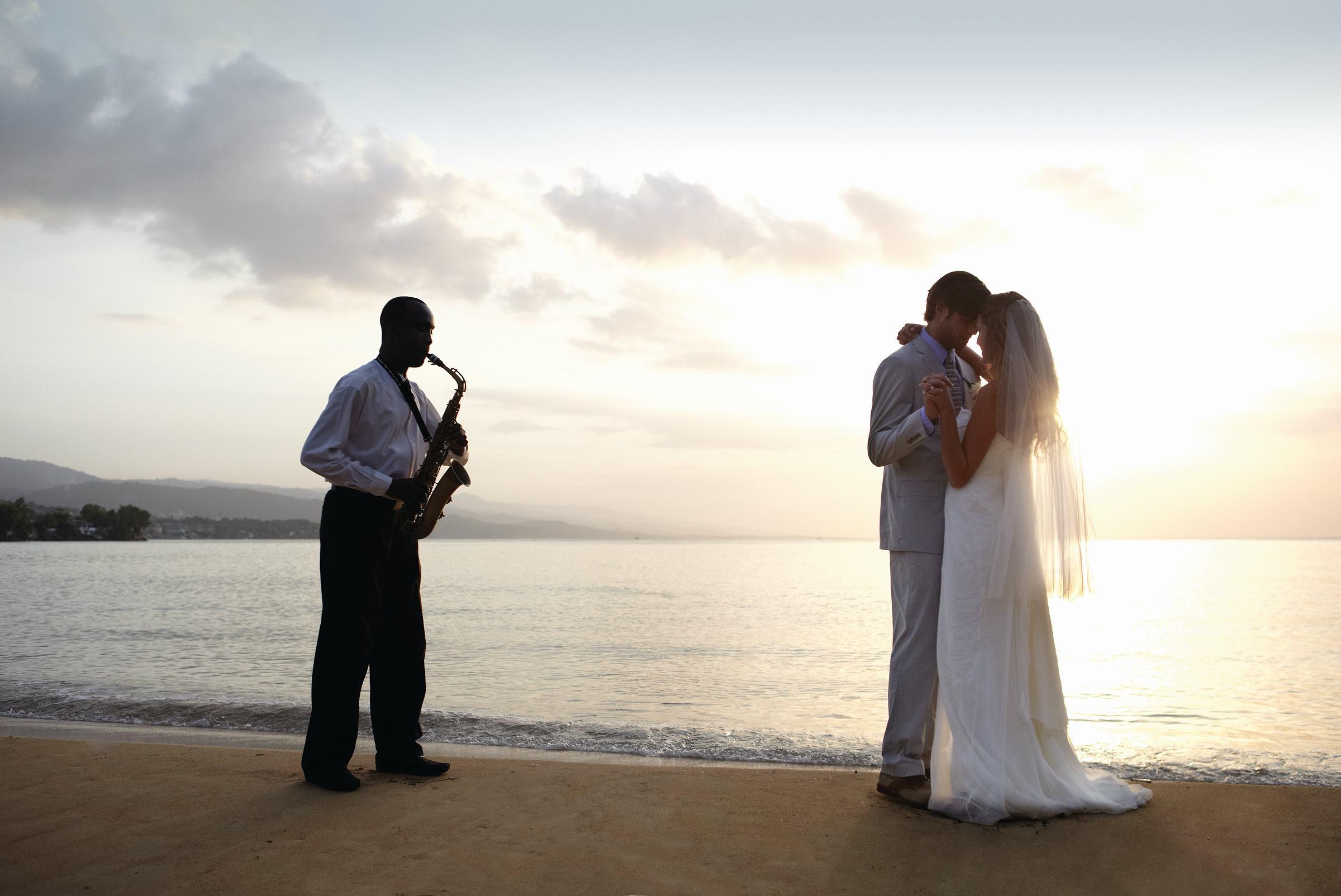 Couples Sans Souci (adults Only)