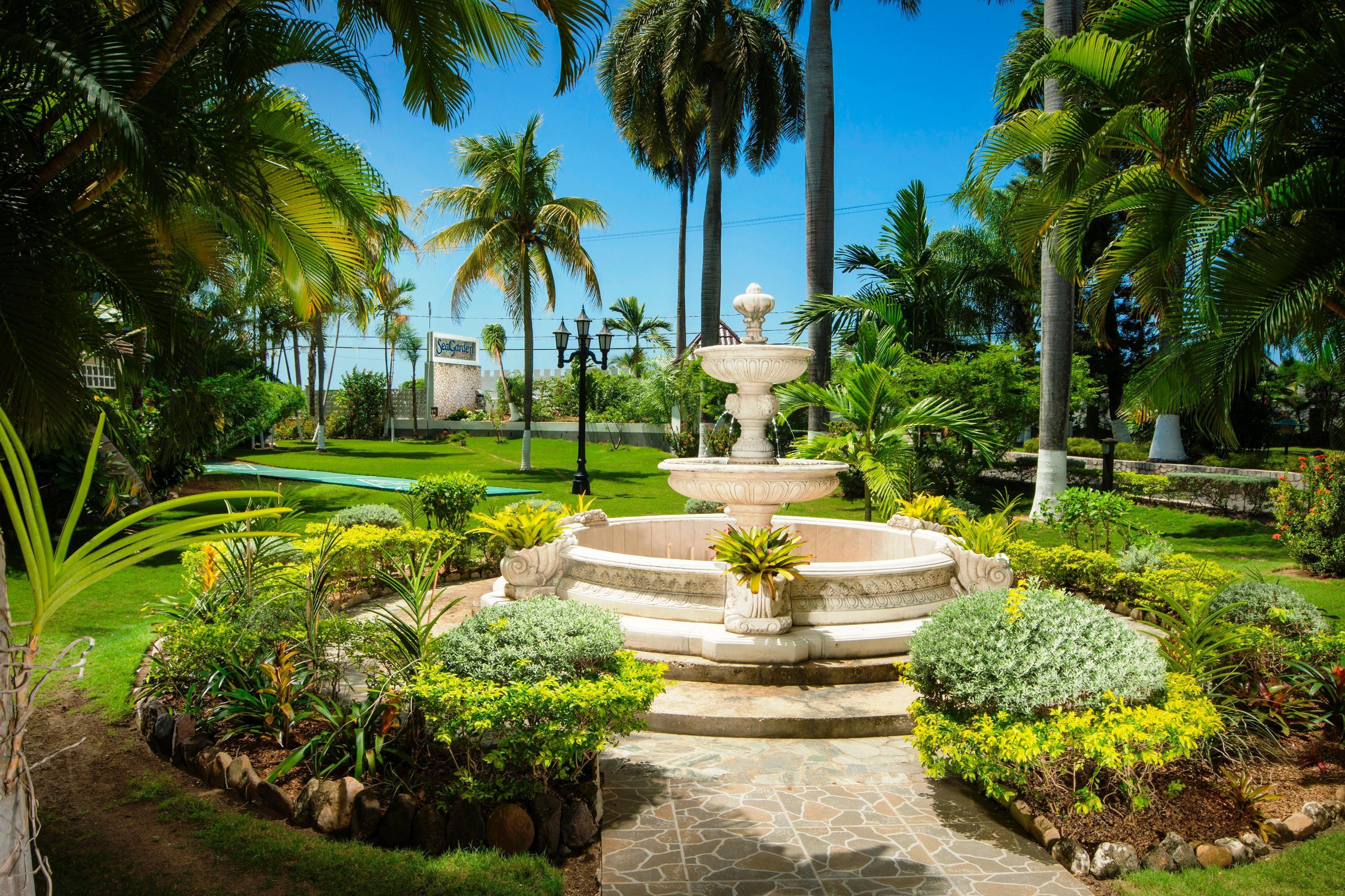 Seagarden Resort 3*