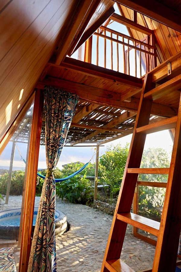 Guest house Go Natural Jamaica