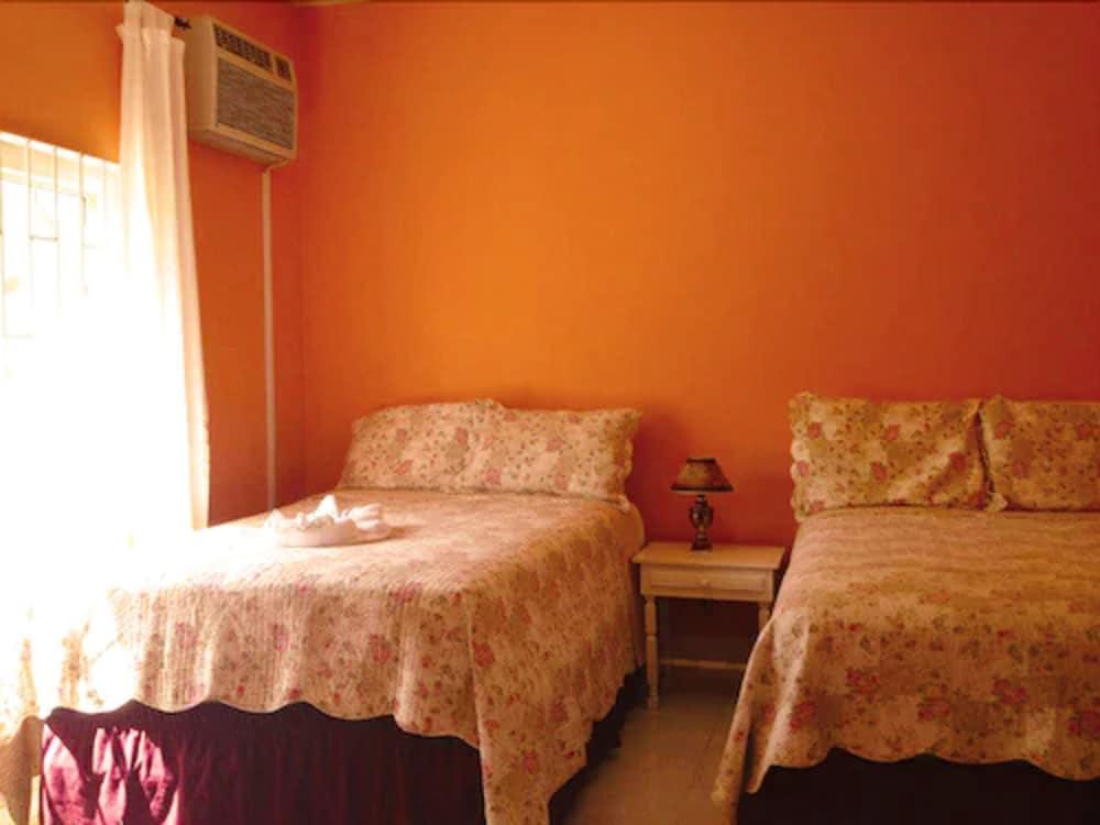 Hotel Executive Mammee Bay Ocho Ríos