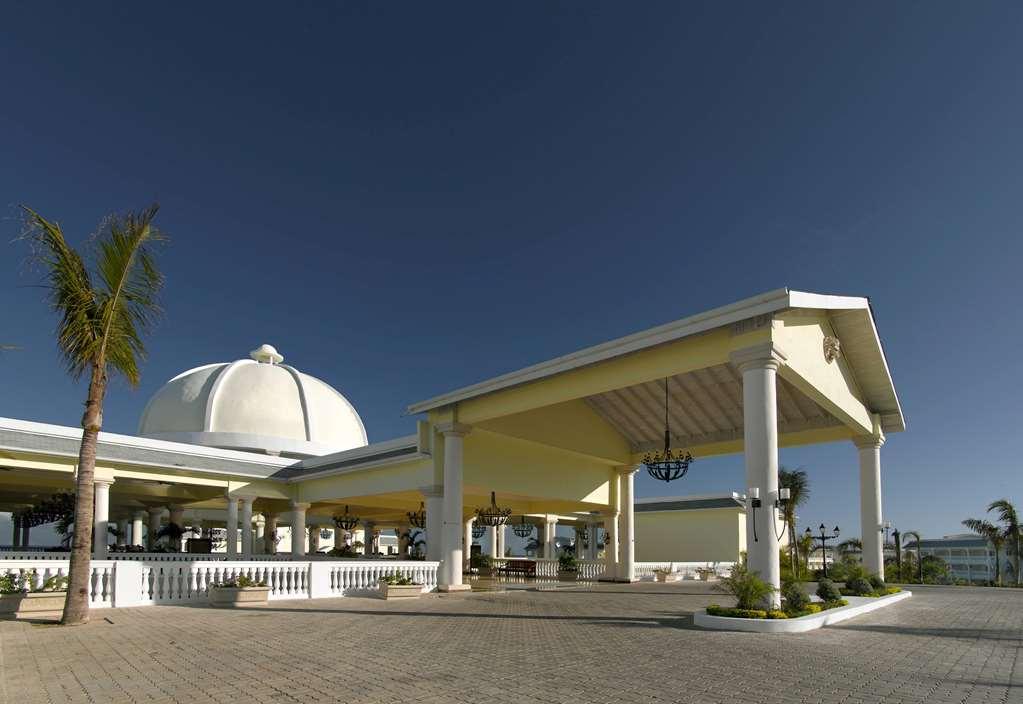 Grand Palladium Jamaica, & Hotel Montego Bay