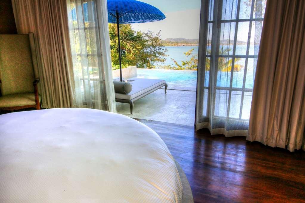Hotel Grand Palladium Jamaica, & *