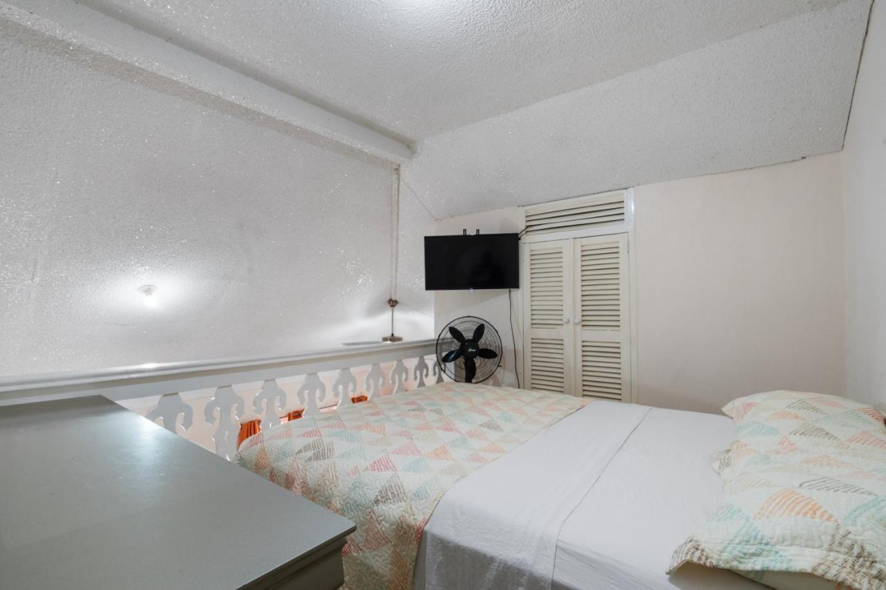 Shaw Park Gem 12d Apartamento