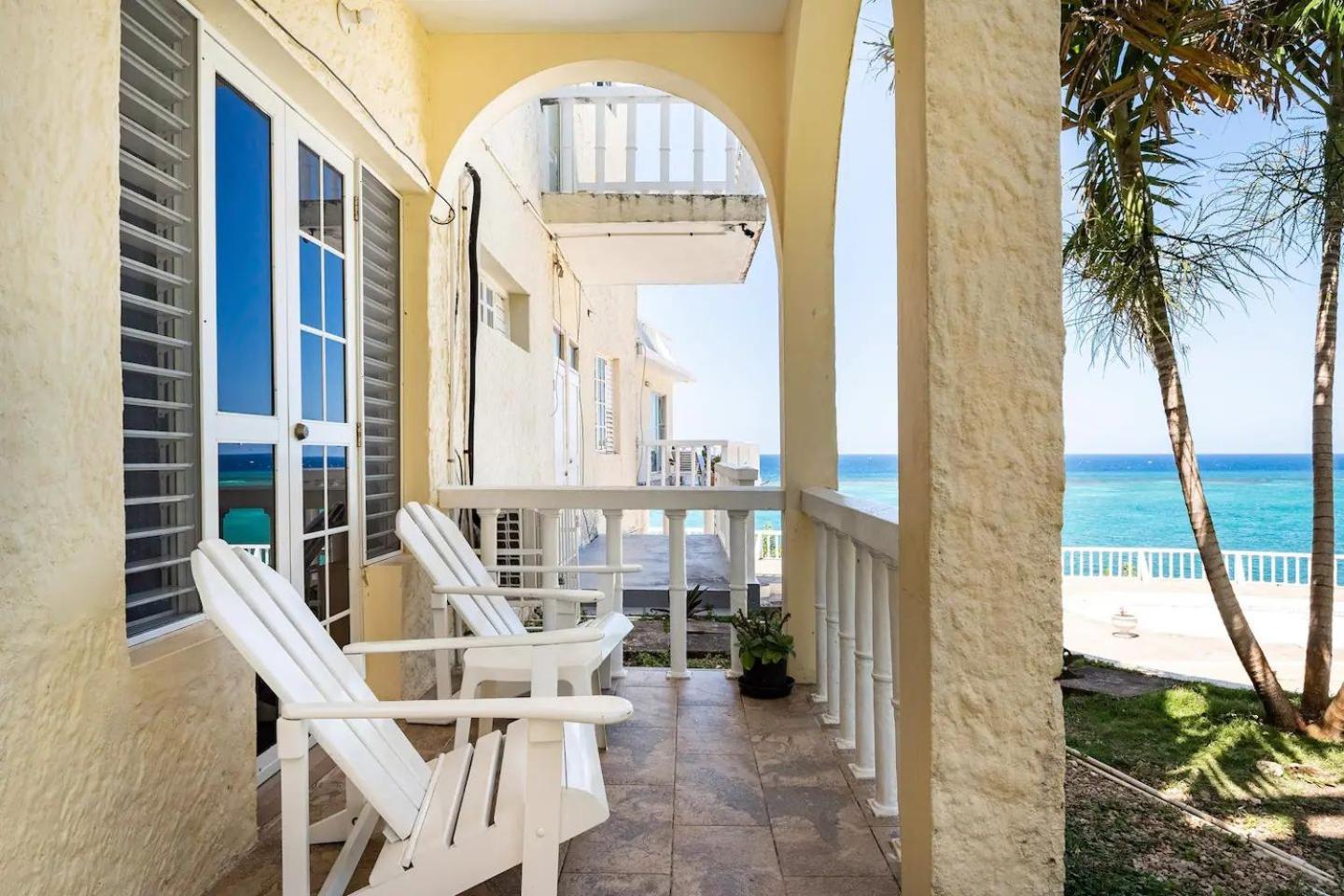 Apartment Tower Isles With Sea Views