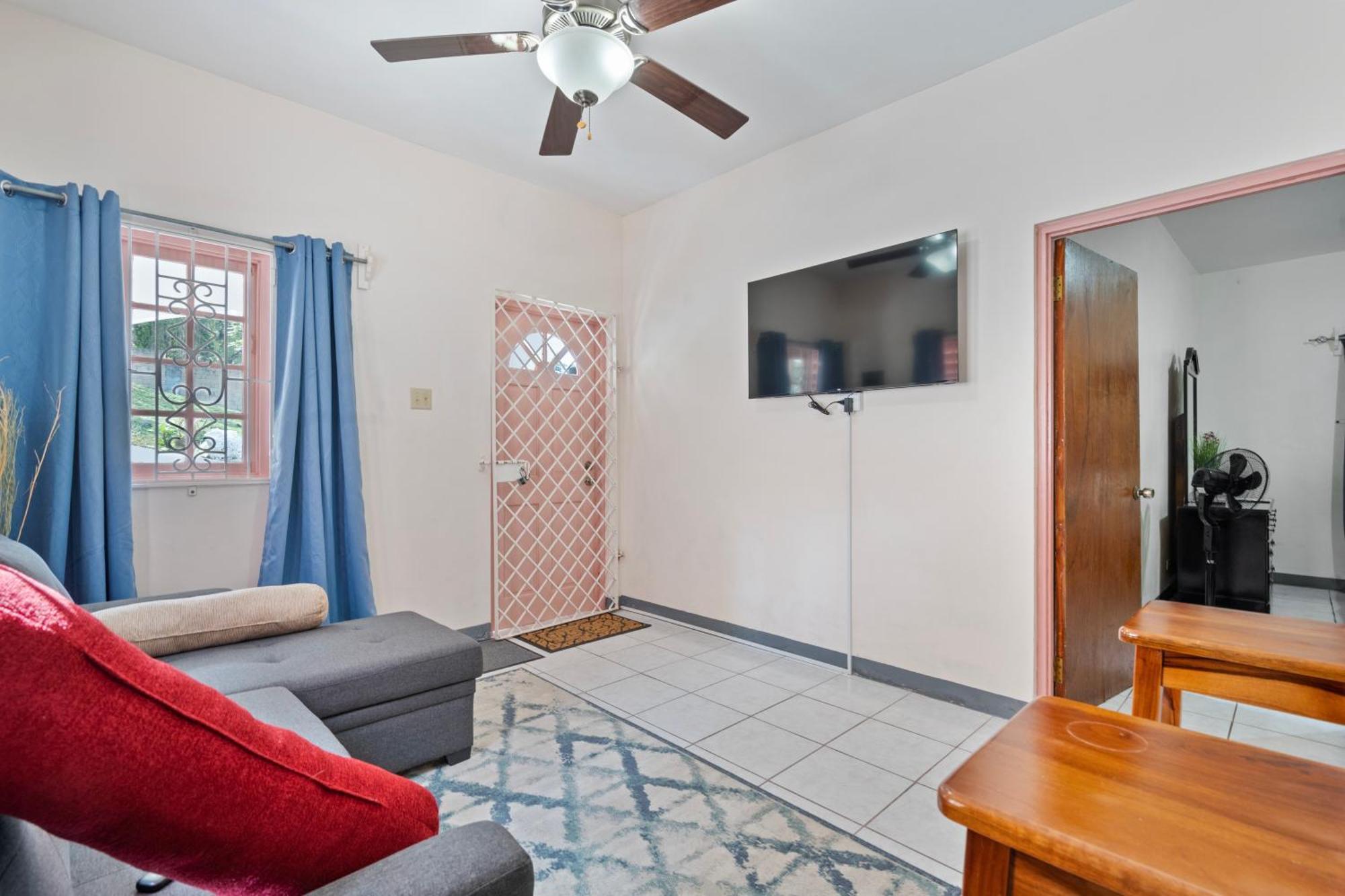 Shaw Park Gem Apartment Ocho Rios