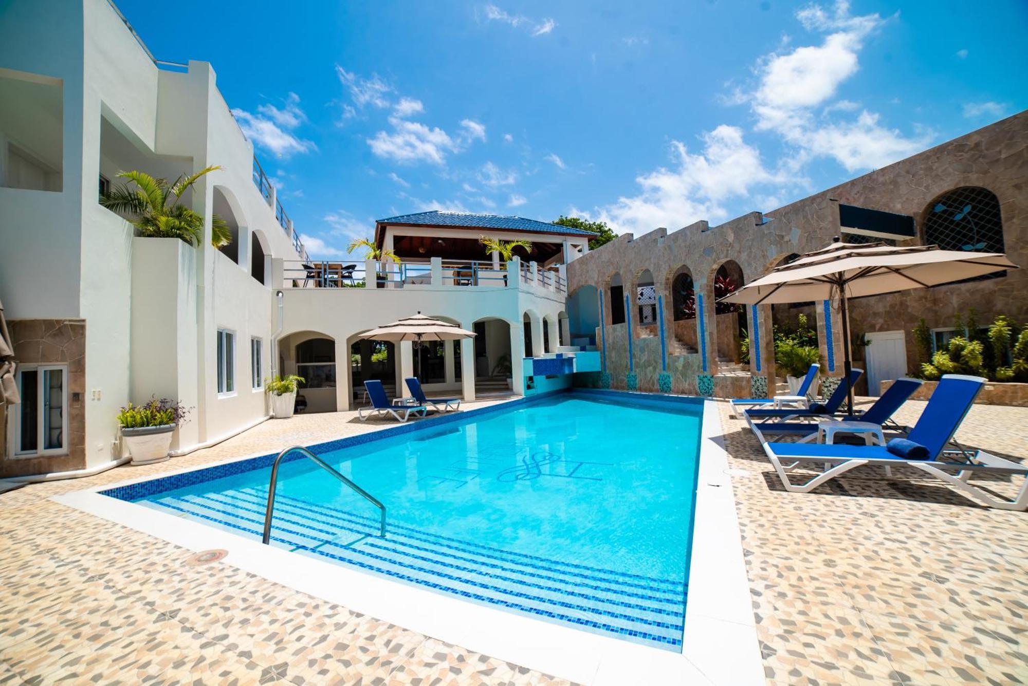 High Life & * Negril