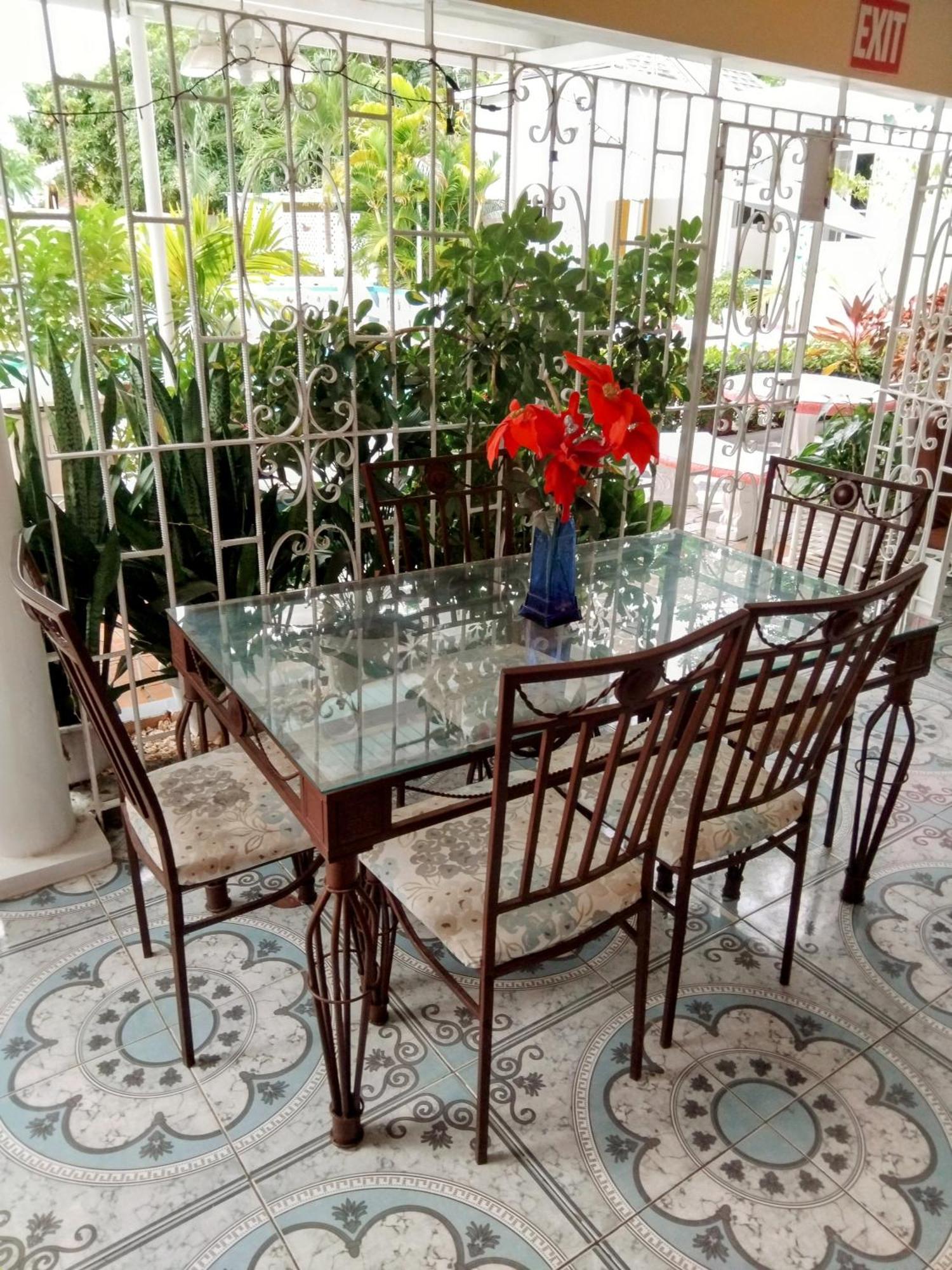 237 Bratton Avenue Montego Bay