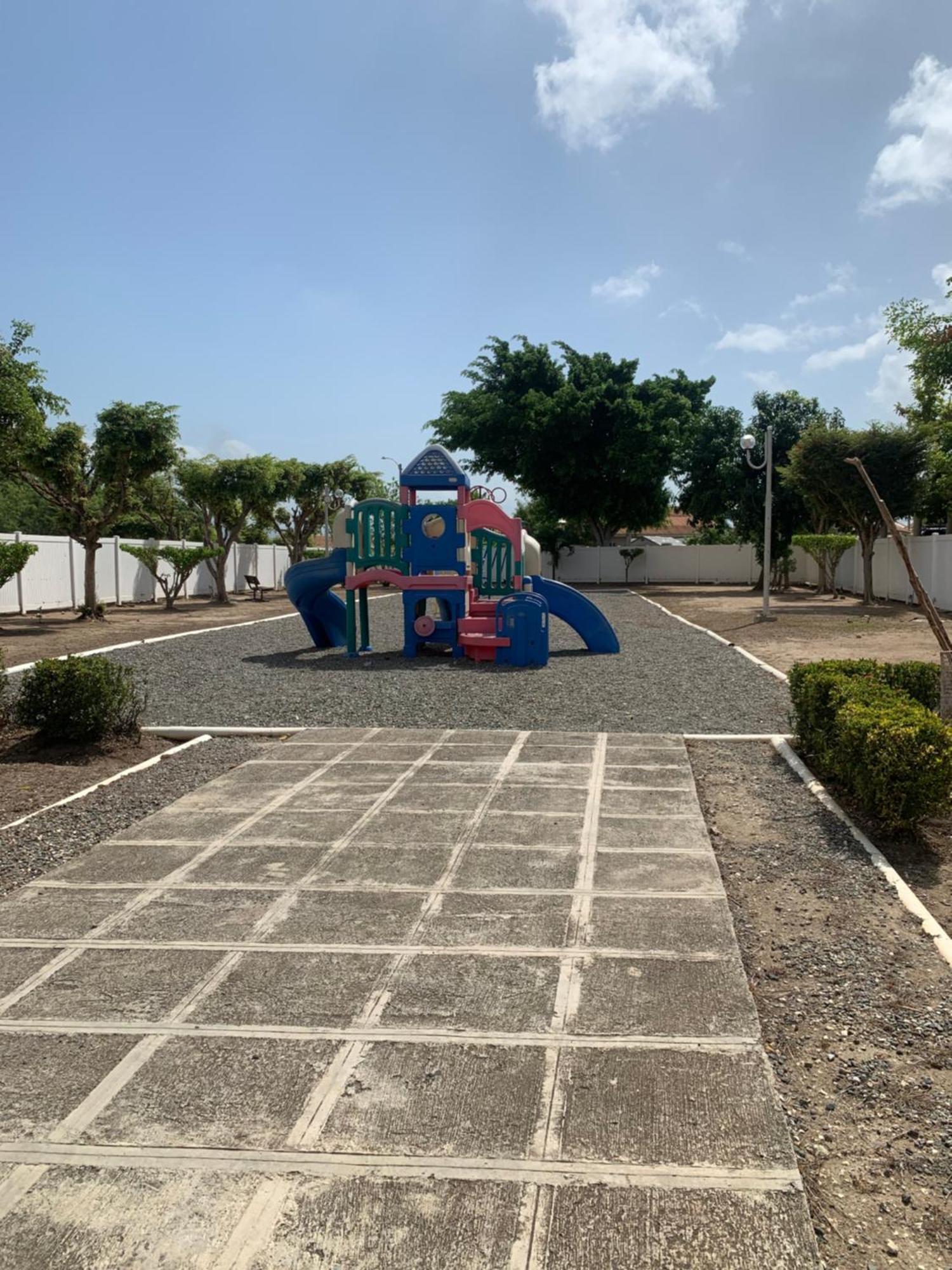 Pensión Caribbean Escape Portmore