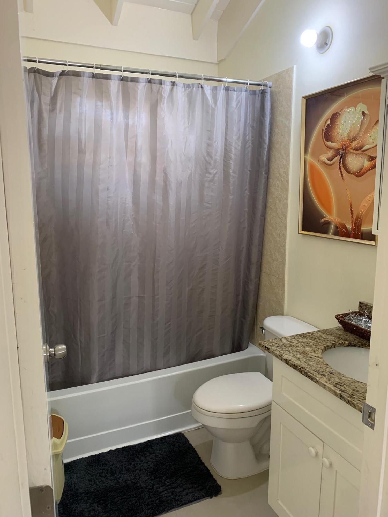 Harbour Oasis Retreat - Charming 2 Bedroom House Old Harbour