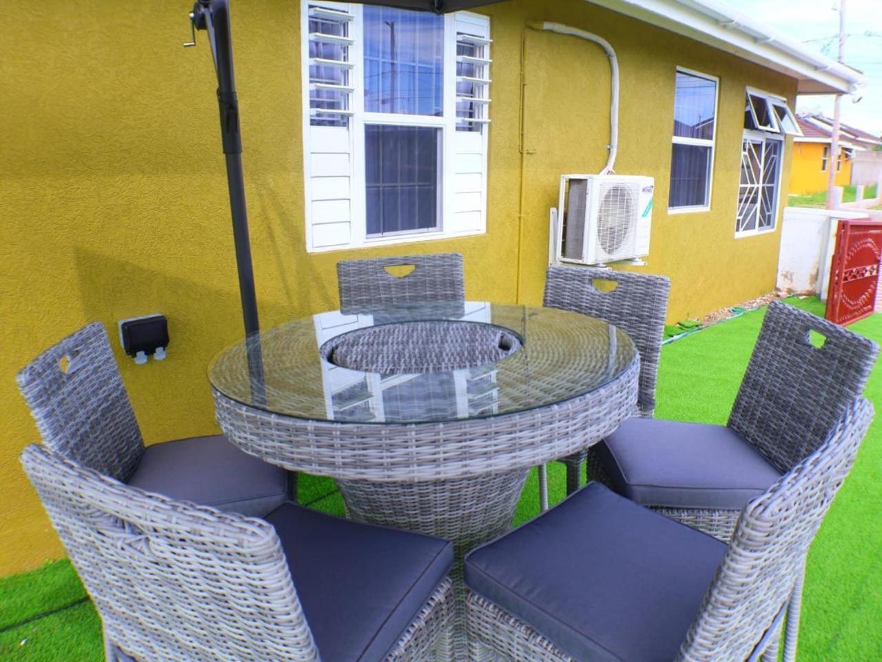 Holiday home Harbour Oasis Retreat - Charming 2 Bedroom House