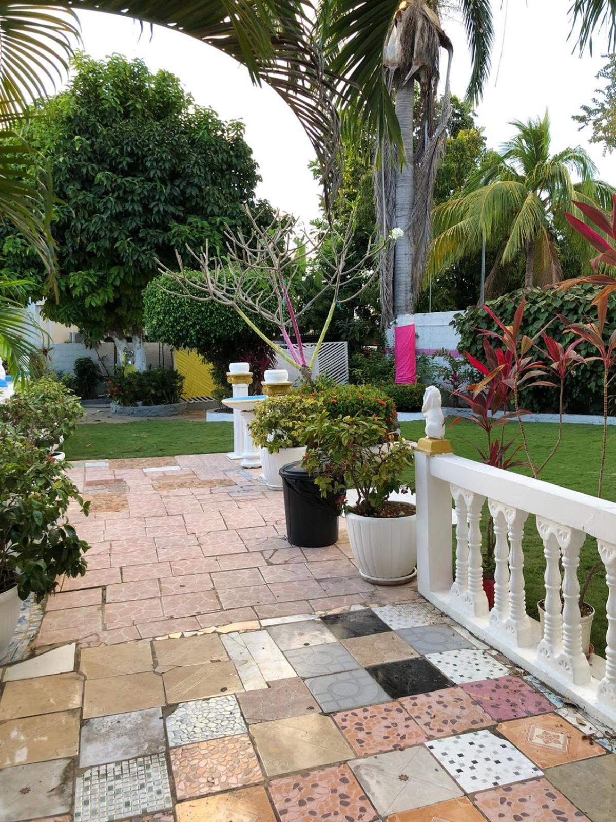 237 Bratton Avenue * Montego Bay