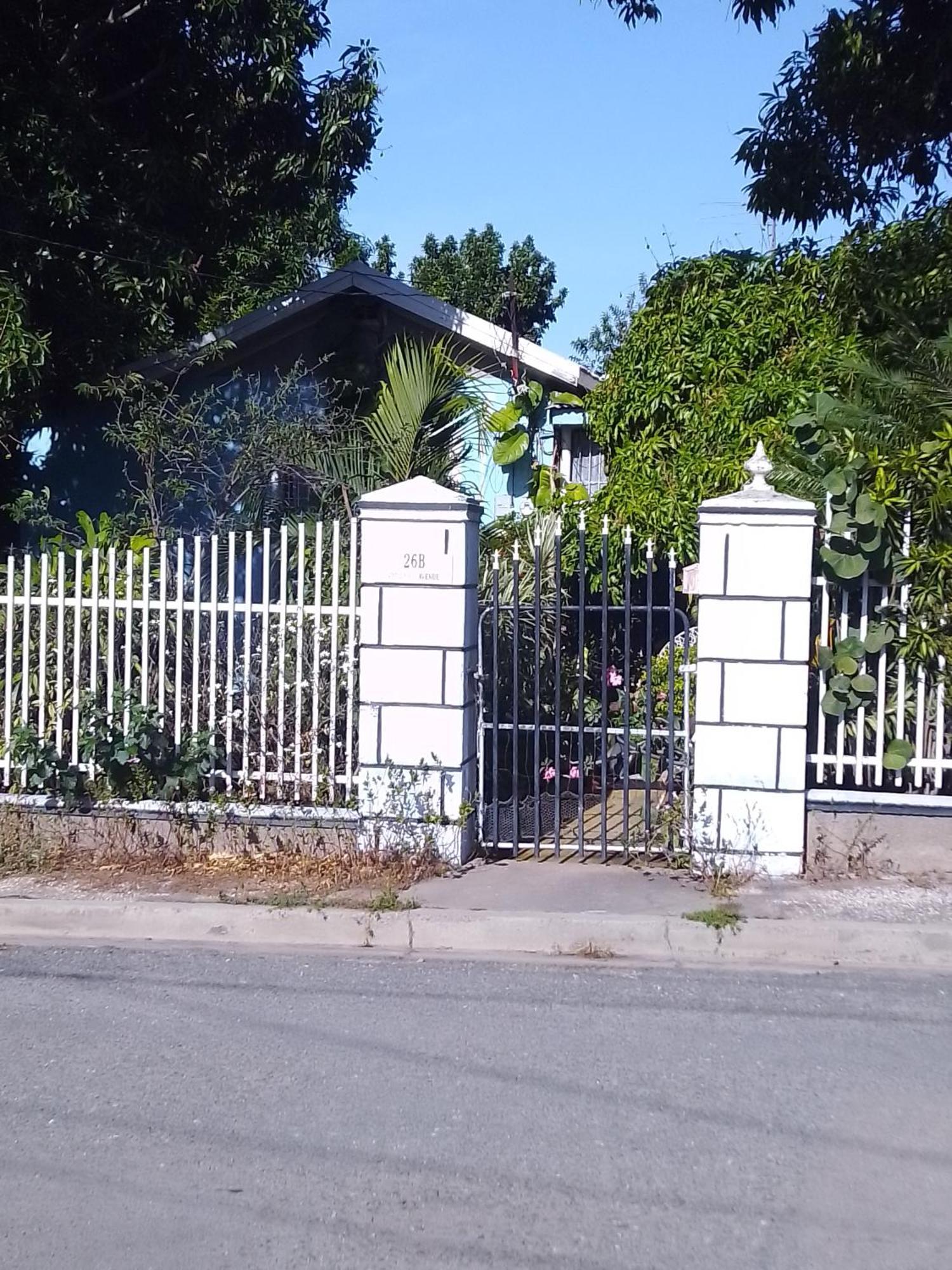 Captain Morgan House * Kingston