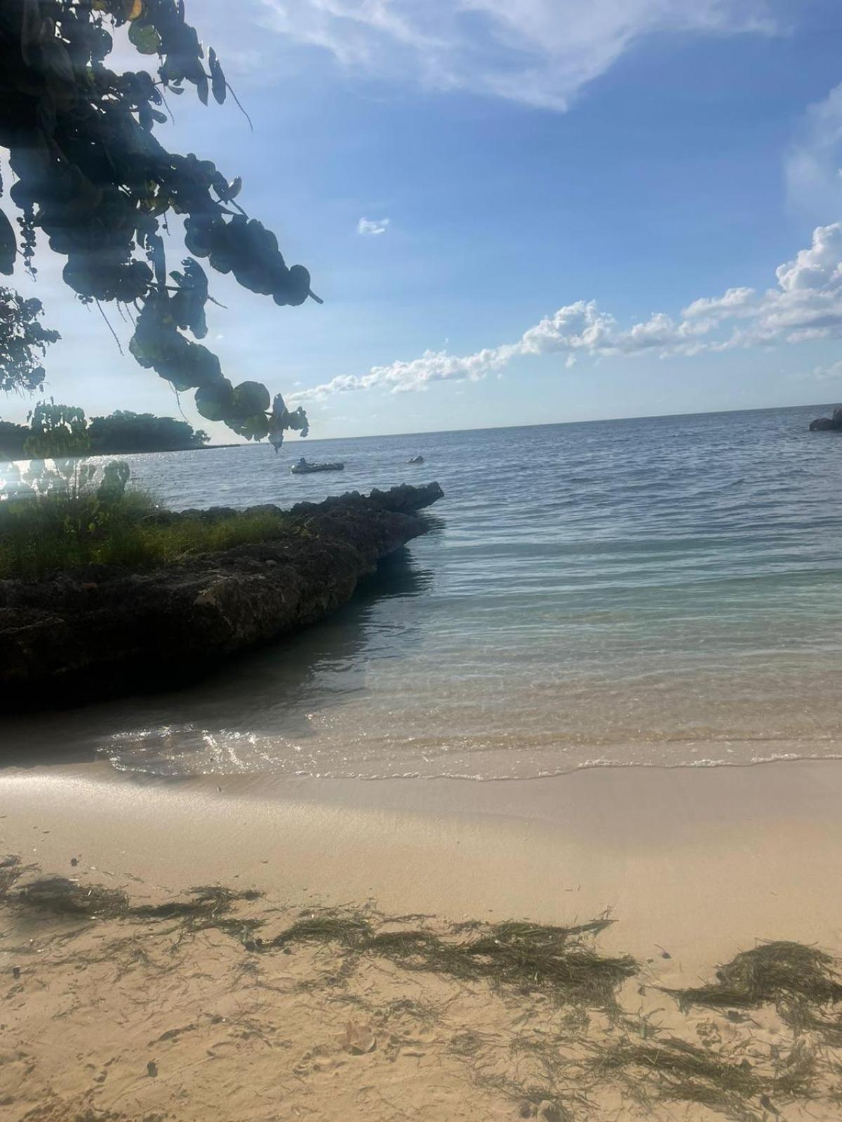Negril Beachfront Oceanview 164 & 145 Apartment Orange Bay